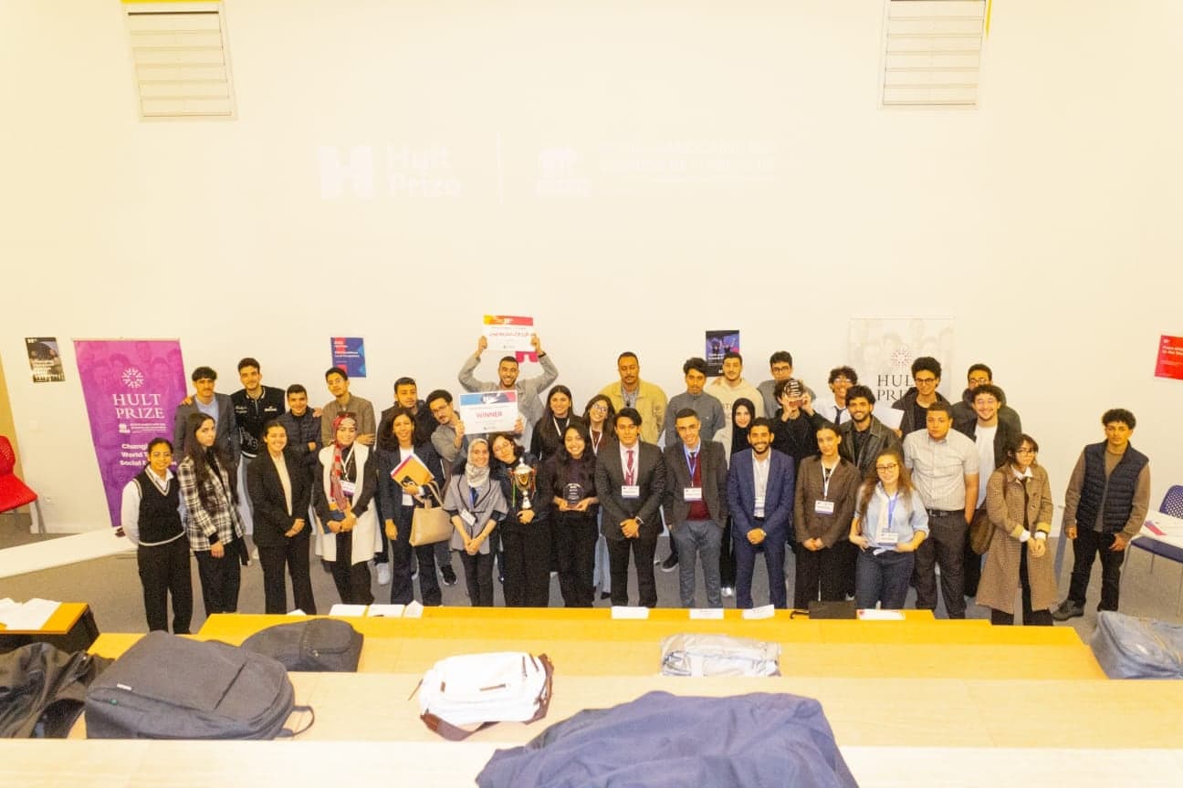 Every team on stage, campus round