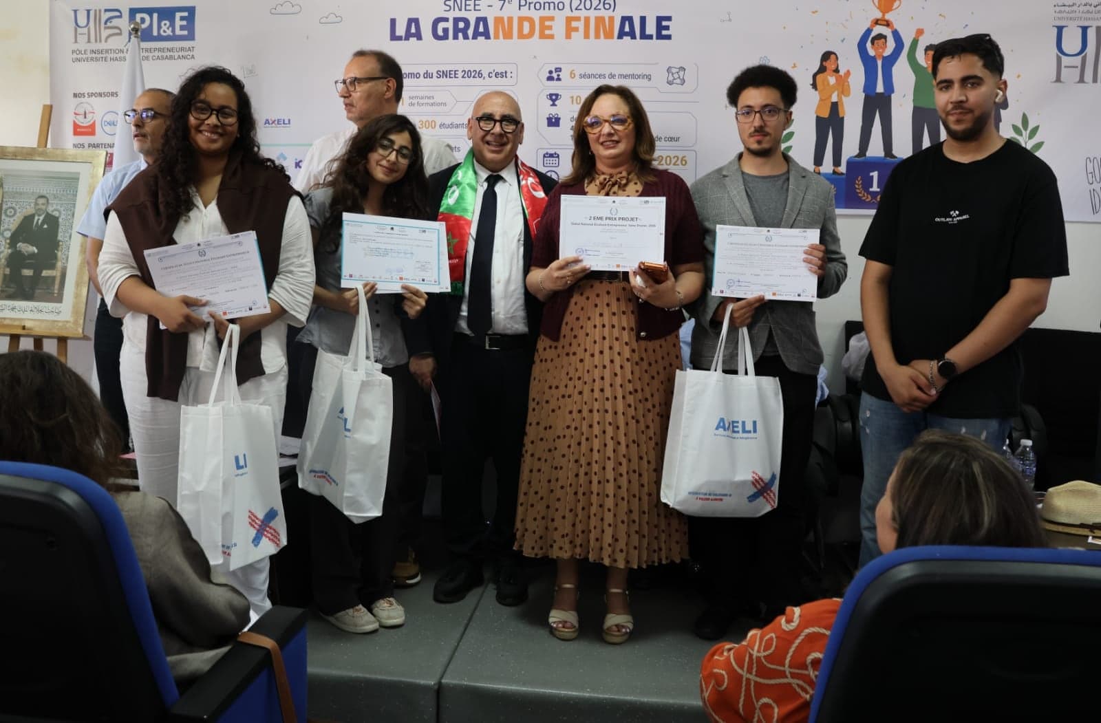 Runner-up certificates on stage, La Grande Finale